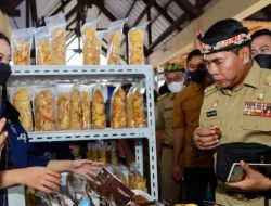 Singgung OPD, Aluh Berlian Minta Toko Ritel Akomodir Produk Lokal