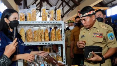 Singgung OPD, Aluh Berlian Minta Toko Ritel Akomodir Produk Lokal