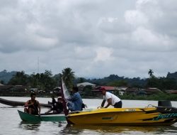 Festival Budaya Irau Malinau ke 11 dan HUT Malinau ke 26 diadakan lomba perahu ketinting.