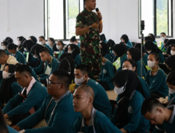 Cerdas Bermedia Sosial, Dandim Tarakan Ajak Mahasiswa Politeknik Kaltara Tak Asal “Share” Informasi