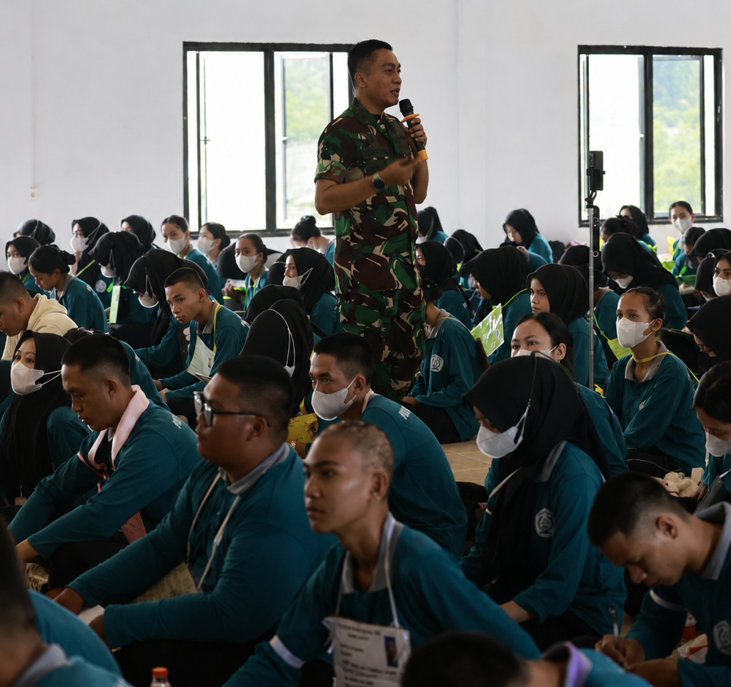 Cerdas Bermedia Sosial, Dandim Tarakan Ajak Mahasiswa Politeknik Kaltara Tak Asal “Share” Informasi